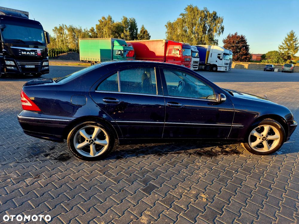 Mercedes-Benz Klasa C - 9