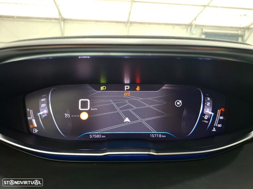 Peugeot 5008 1.2 PureTech Allure EAT8 - 7