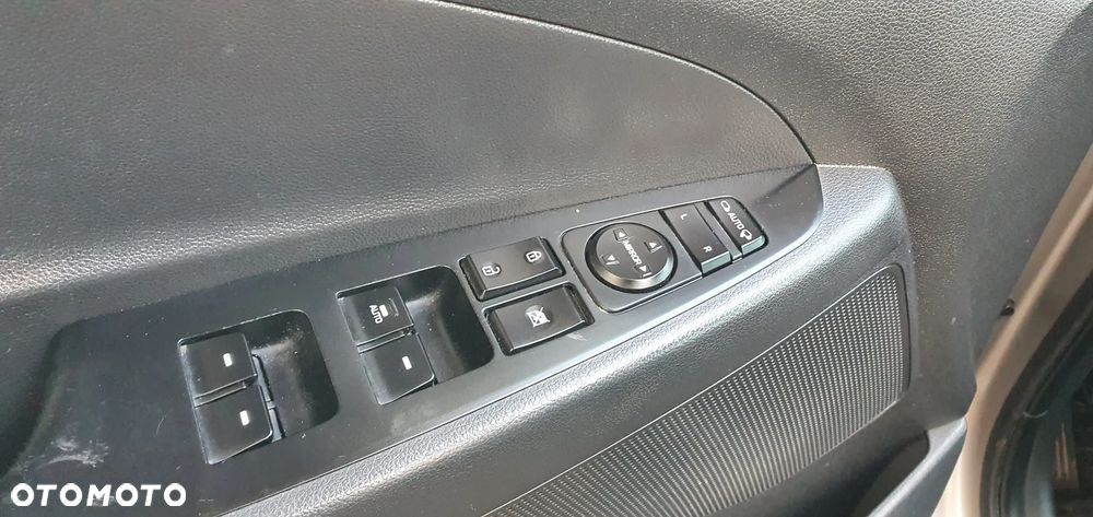 Hyundai Tucson - 13