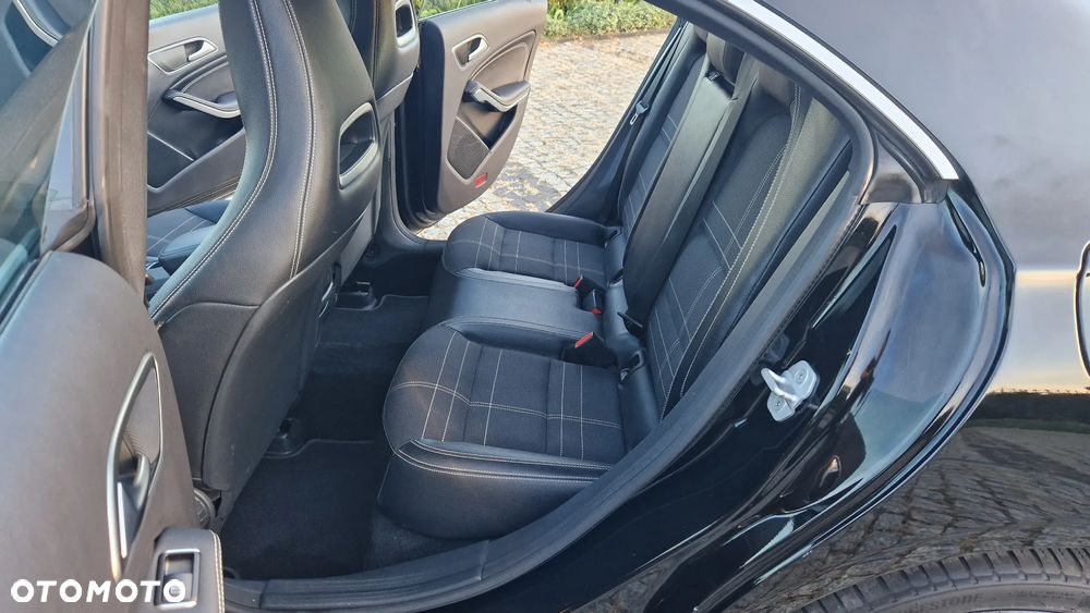 Mercedes-Benz CLA 200 CDI - 20