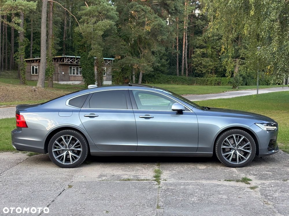 Volvo S90 D5 AWD R-Design - 4