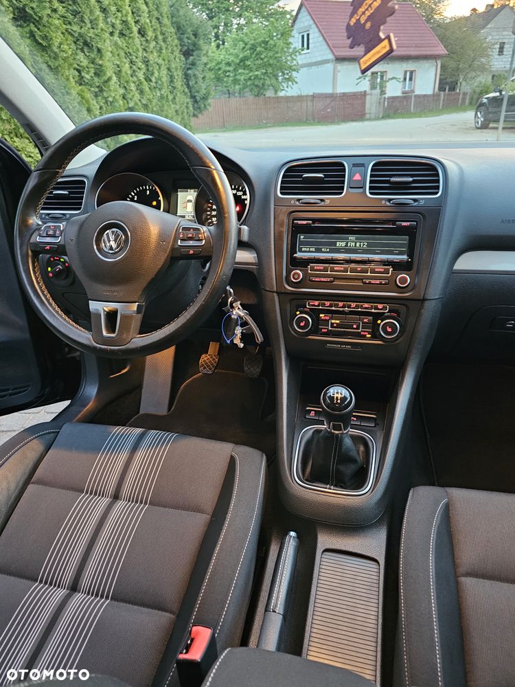 Volkswagen Golf 1.6 TDI DPF BlueMotion Technology MATCH - 20