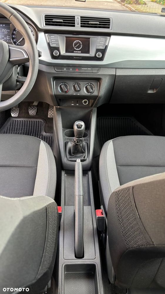 Skoda Fabia 1.2 TSI Active - 9