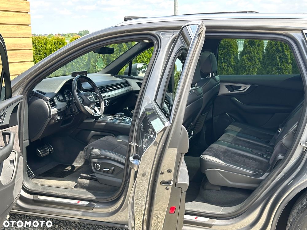 Audi Q7 - 13