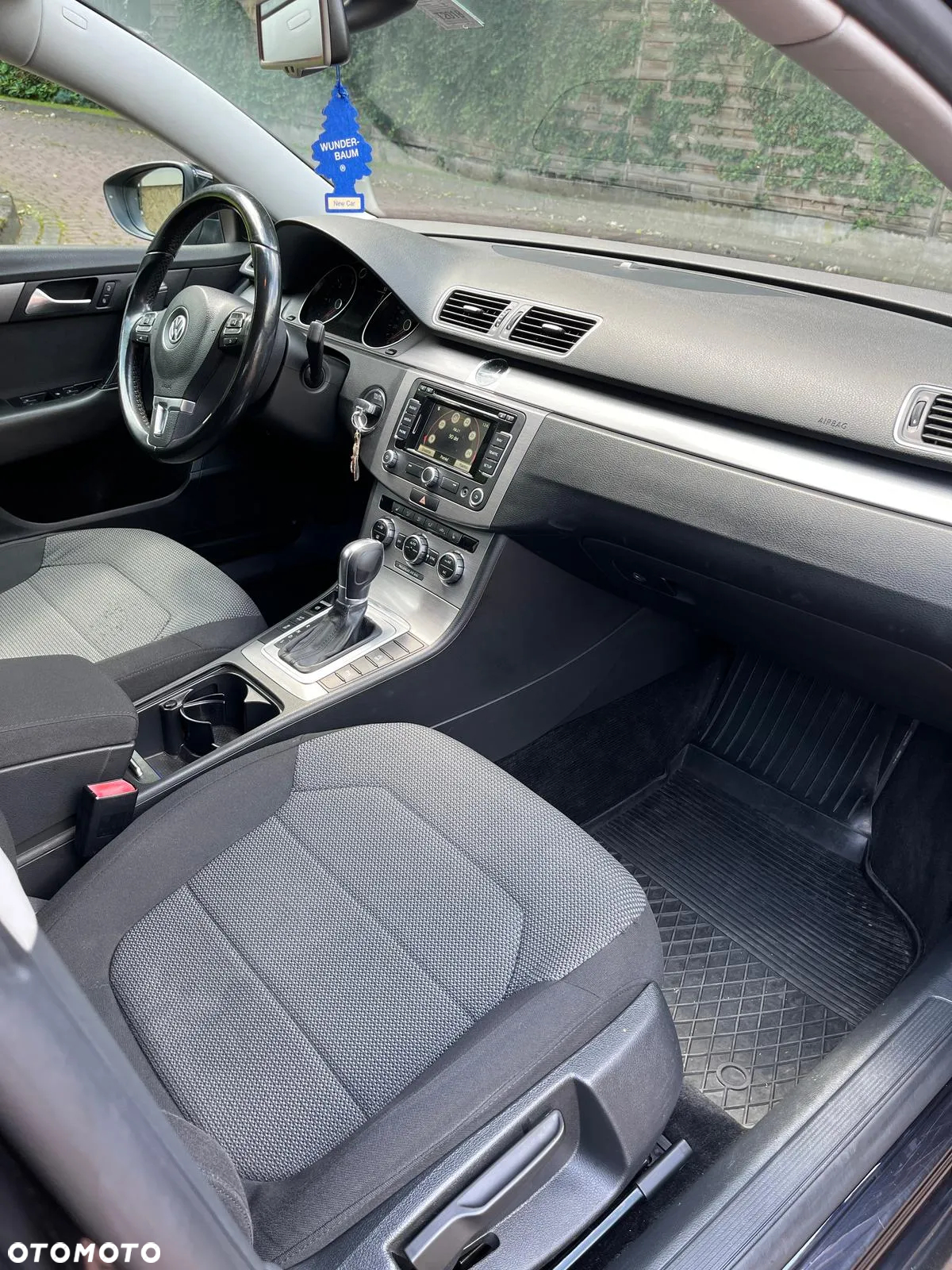 Volkswagen Passat 2.0 TDI Comfortline DSG - 8