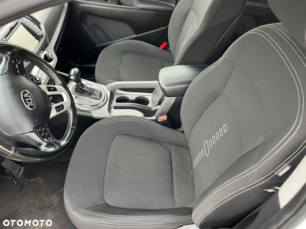 Kia Sportage - 10