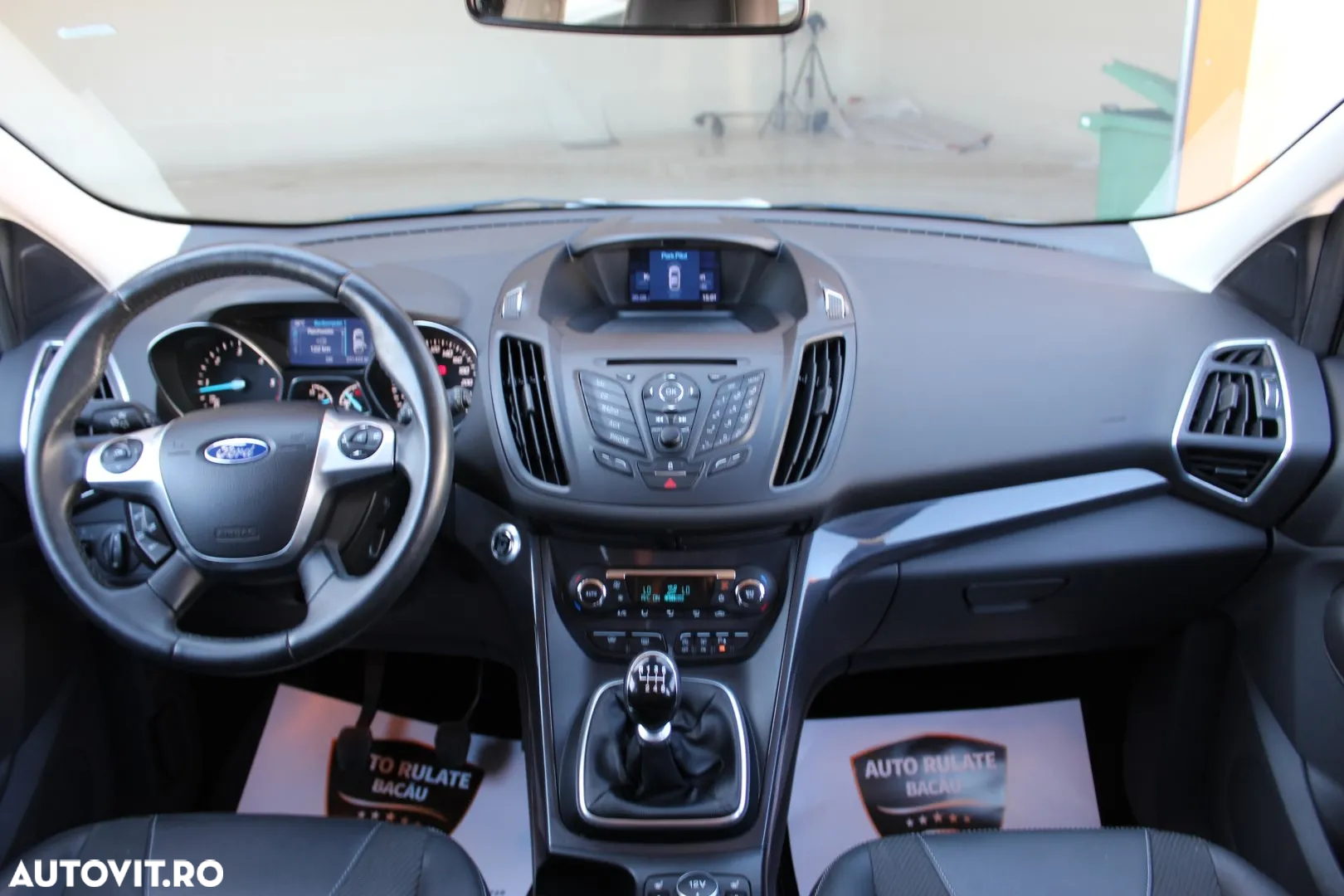 Ford Kuga - 8