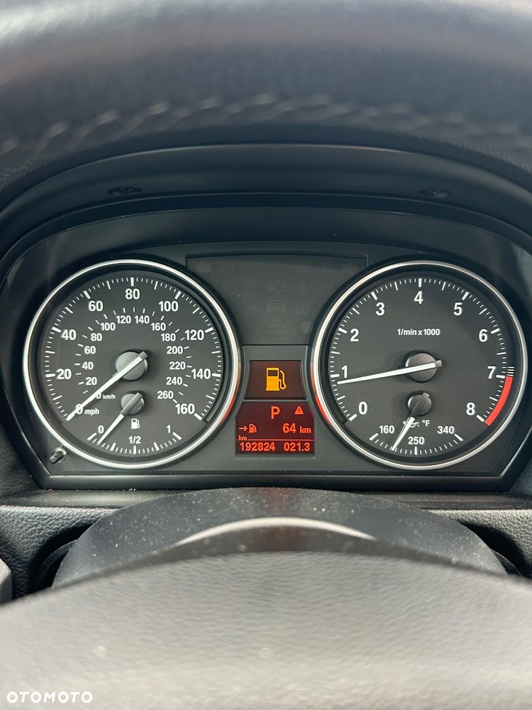 BMW Seria 3 335i - 33