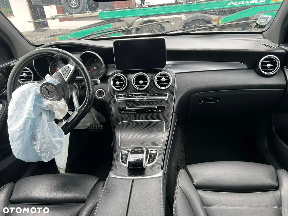 Mercedes-Benz GLC - 8