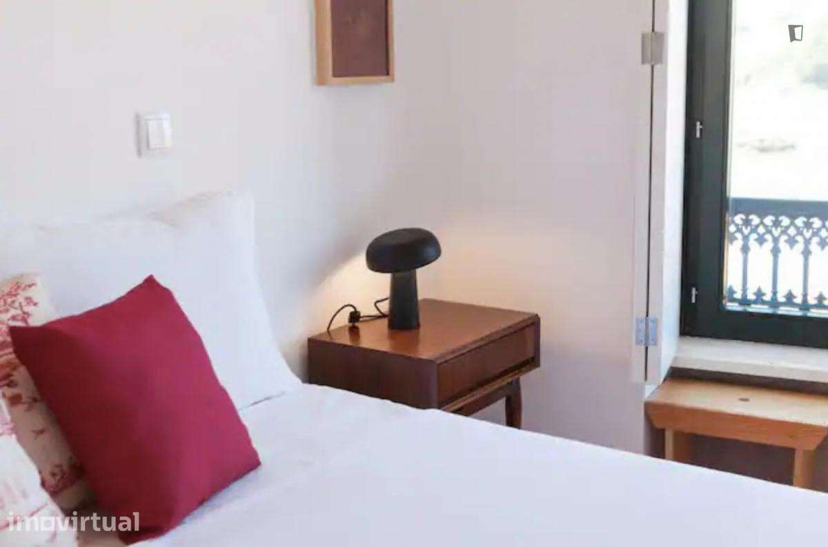 Apartamento com 1 quartos - localizado em São Nicolau Porto - Grande imagem: 5/19