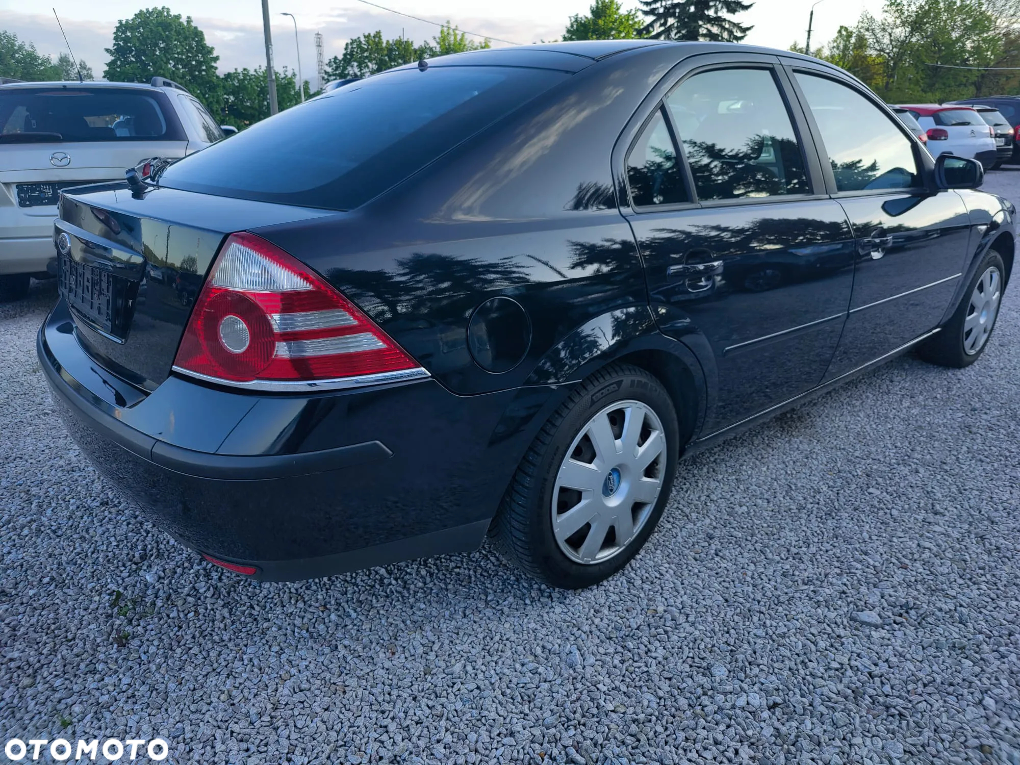Ford Mondeo - 18