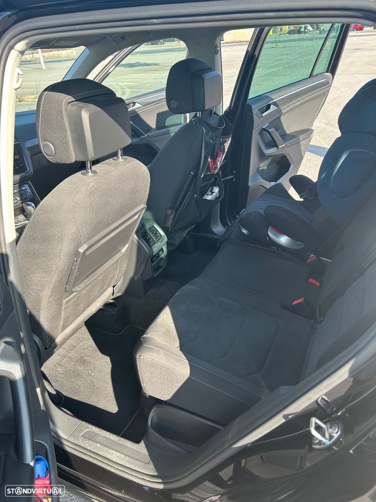 VW Tiguan 2.0 TDI R-Line DSG 4Motion - 5