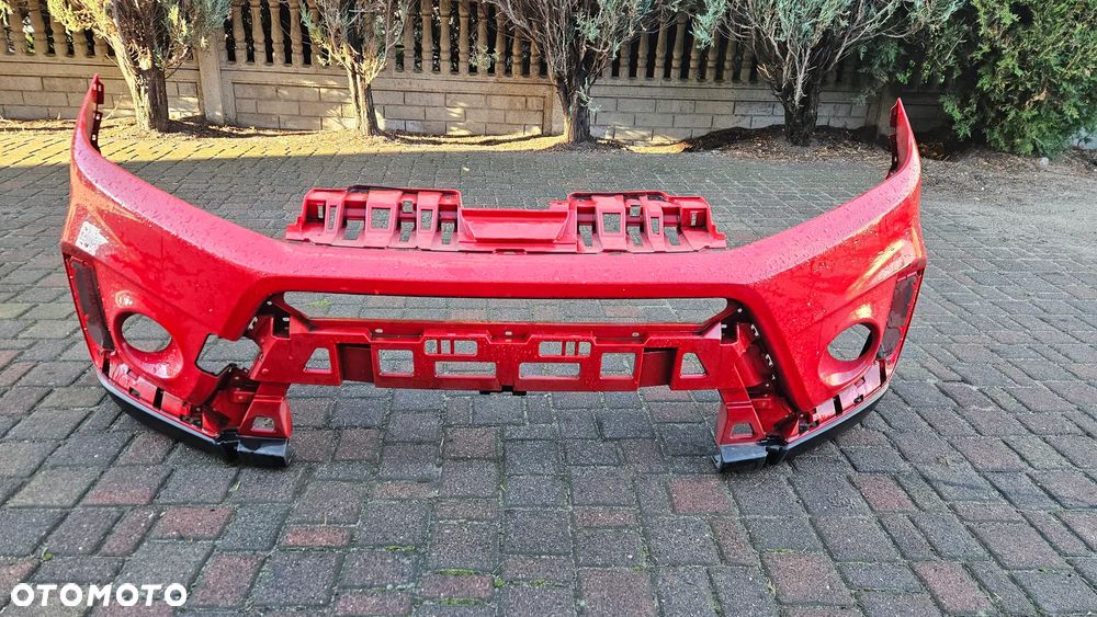 Zderzak przedni Suzuki Vitara Lift 19-