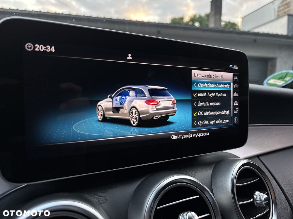Mercedes-Benz Klasa C 300 d 9G-TRONIC AMG Line - 36