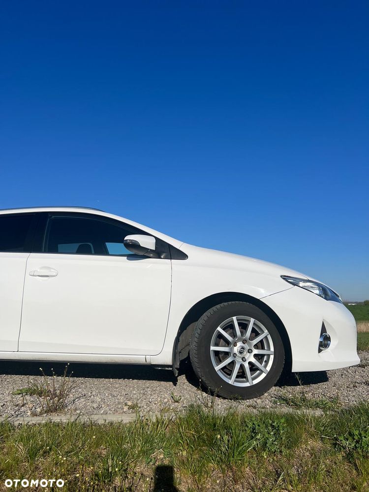 Toyota Auris 1.6 Dynamic - 10