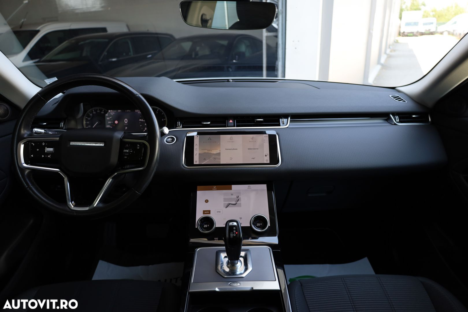 Land Rover Range Rover Evoque - 22
