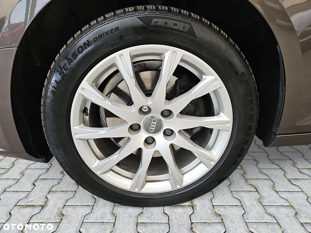 Audi A4 Avant - 10