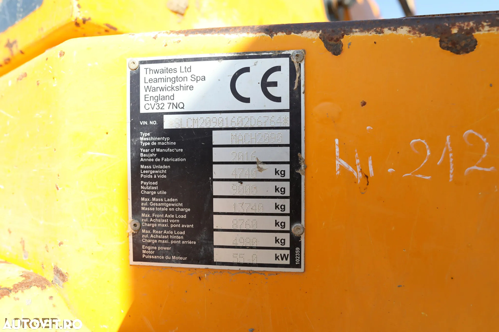 Thwaites Mach 2090 - 9