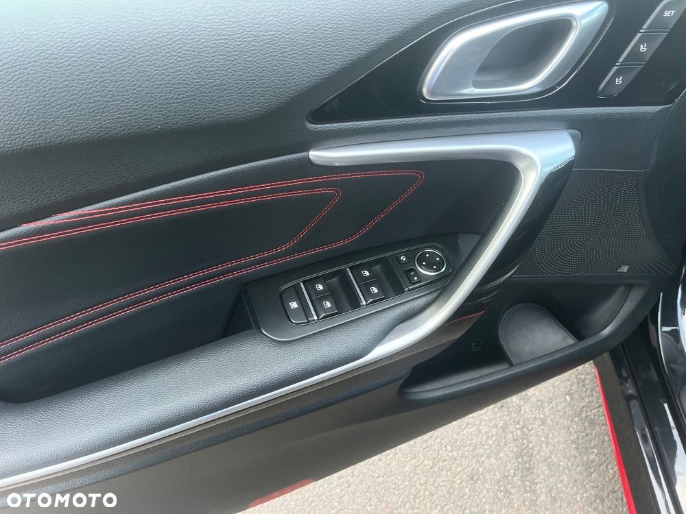 Kia ProCeed 1.6 T-GDI DCT7 OPF GT - 17