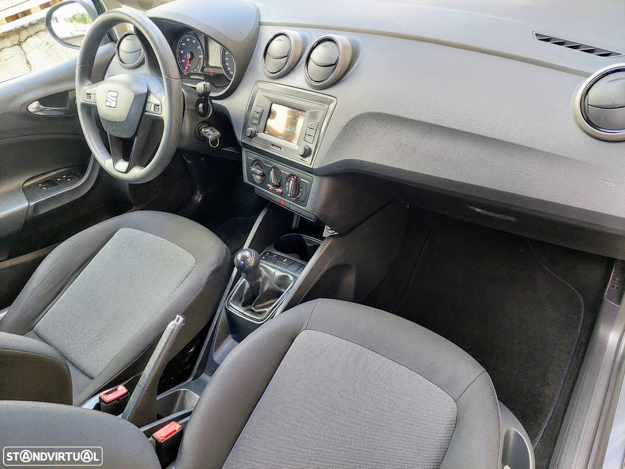 SEAT Ibiza 1.0 Reference - 36