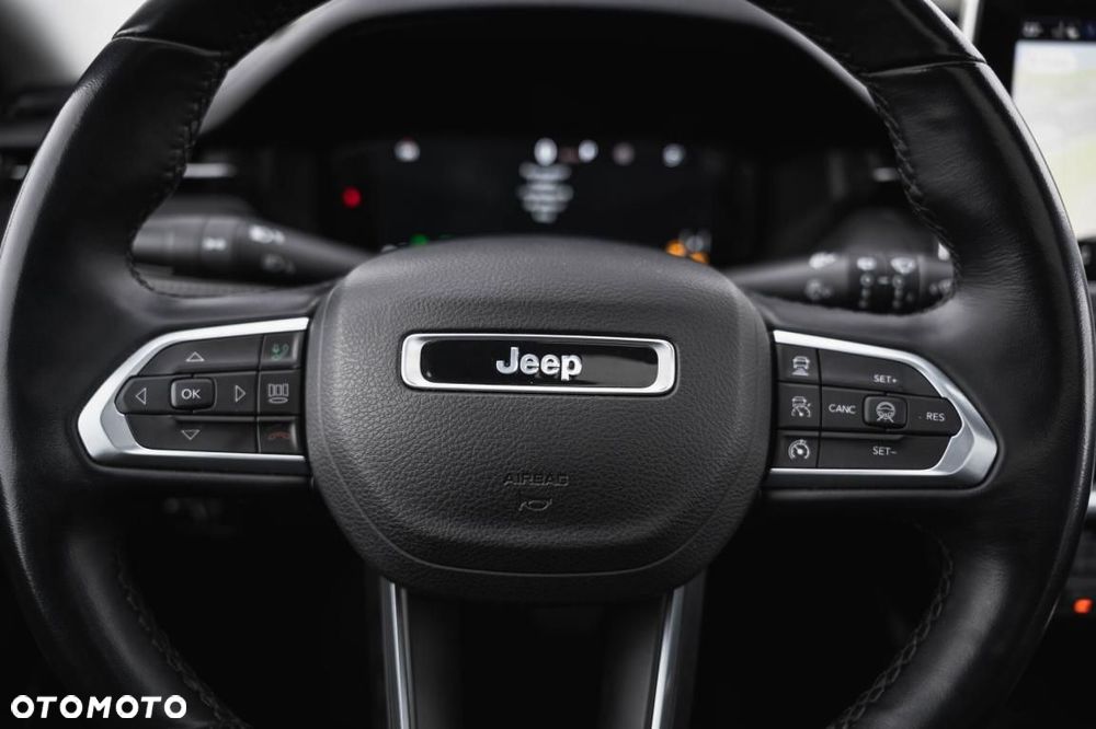 Jeep Compass - 26