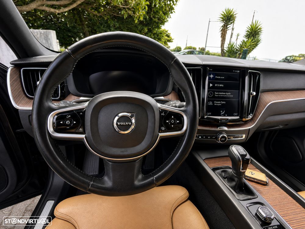 Volvo XC 60 2.0 D3 Inscripton - 12