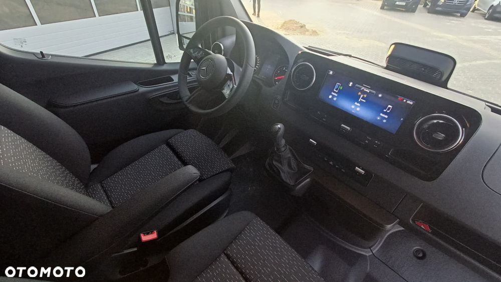 Mercedes-Benz Sprinter 317 CDI KA Furgon GD8 - 6