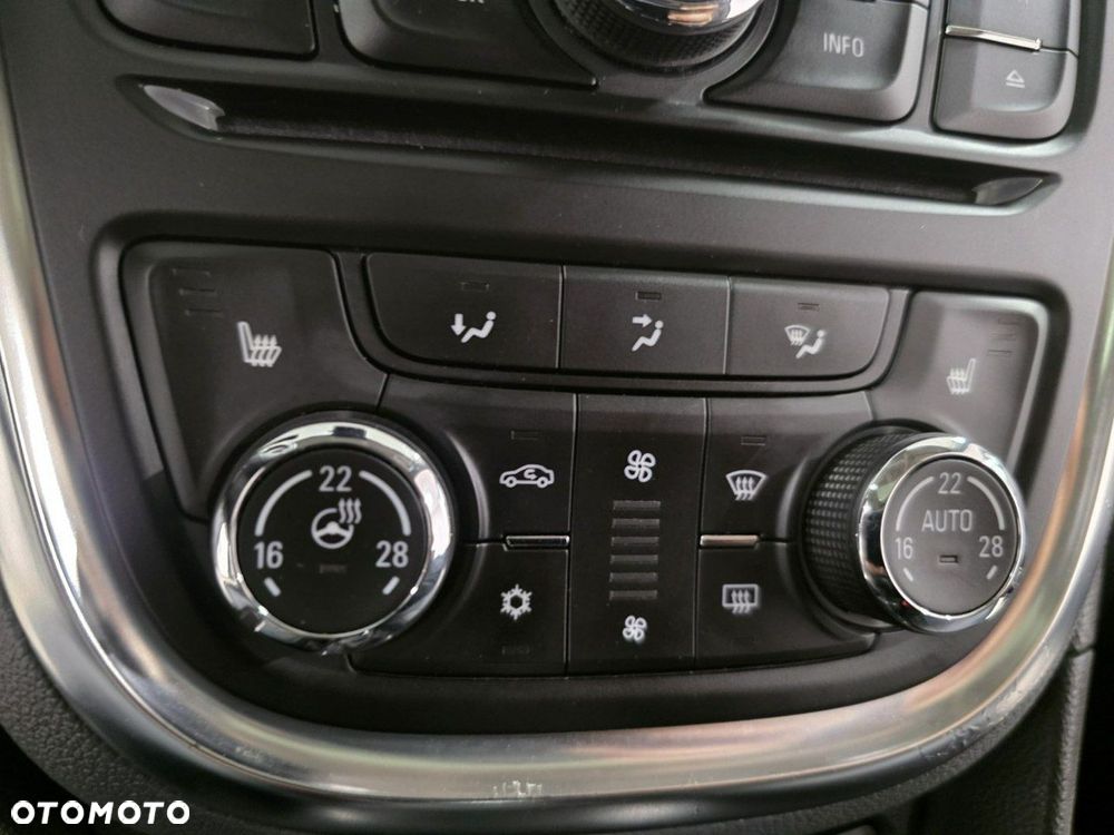 Opel Mokka 1.4 T Cosmo EU6 - 26