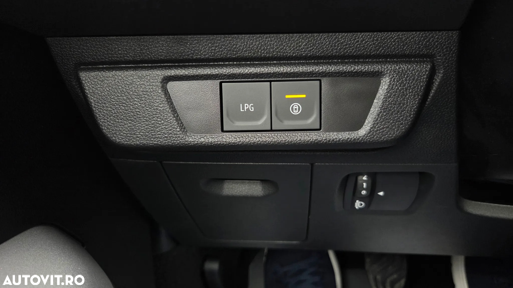 Dacia Sandero Stepway ECO-G 100 MT6 Extreme+ - 21