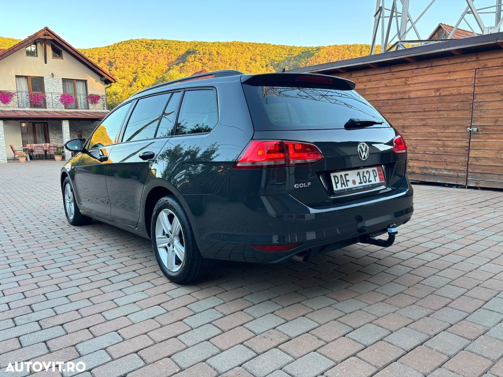 Volkswagen Golf 1.6 TDI BlueMotion Comfortline - 30