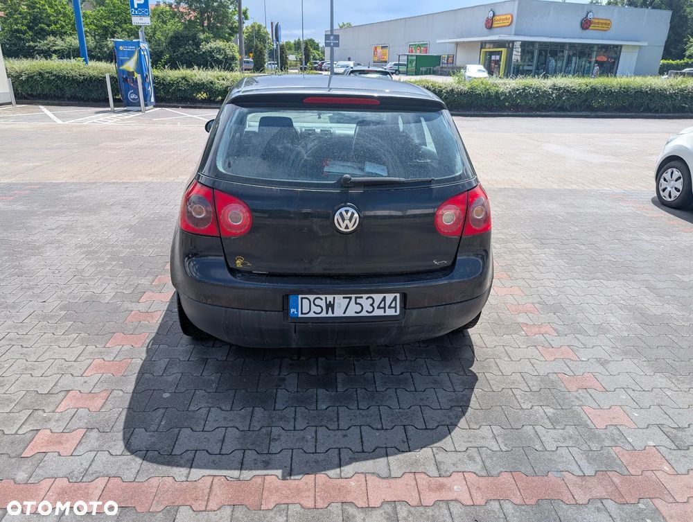 Volkswagen Golf 1.9 TDI Sportline - 6
