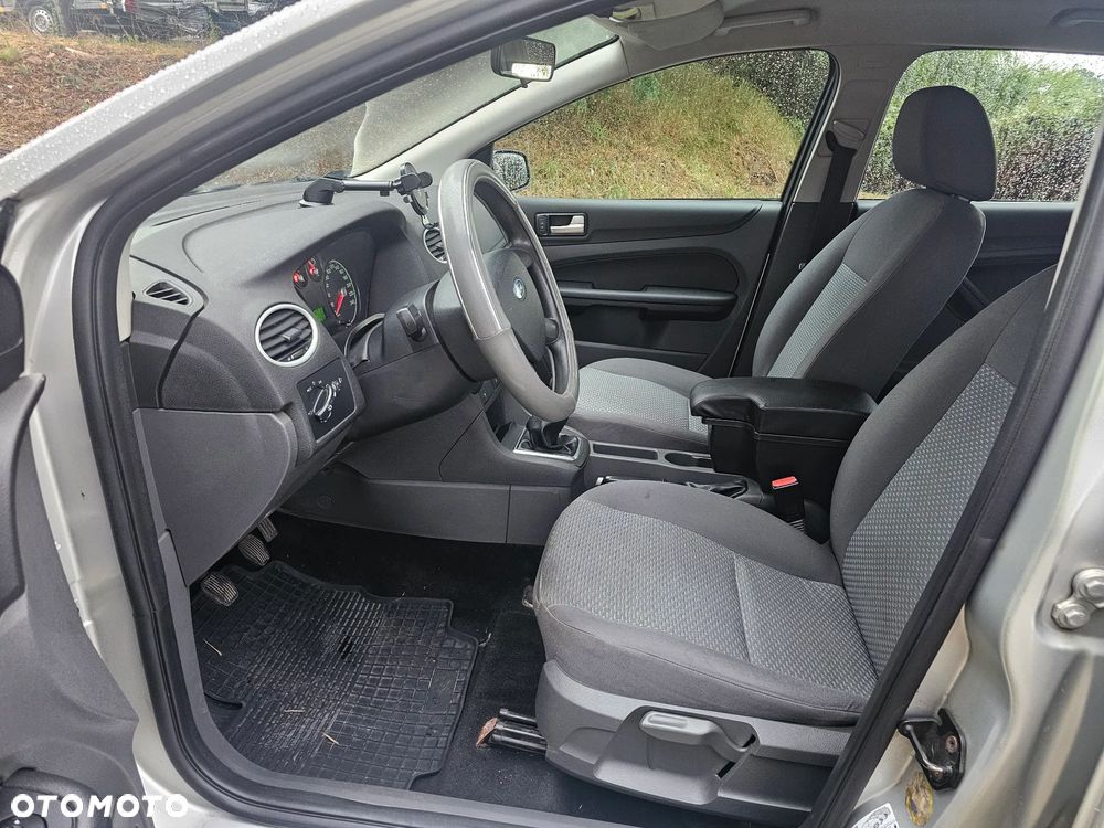 Ford Focus 1.6 TDCi Trend - 6
