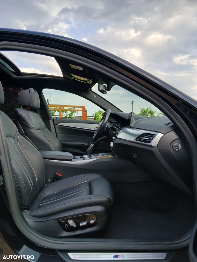 BMW Seria 5 530i Aut. M Sport Edition - 34