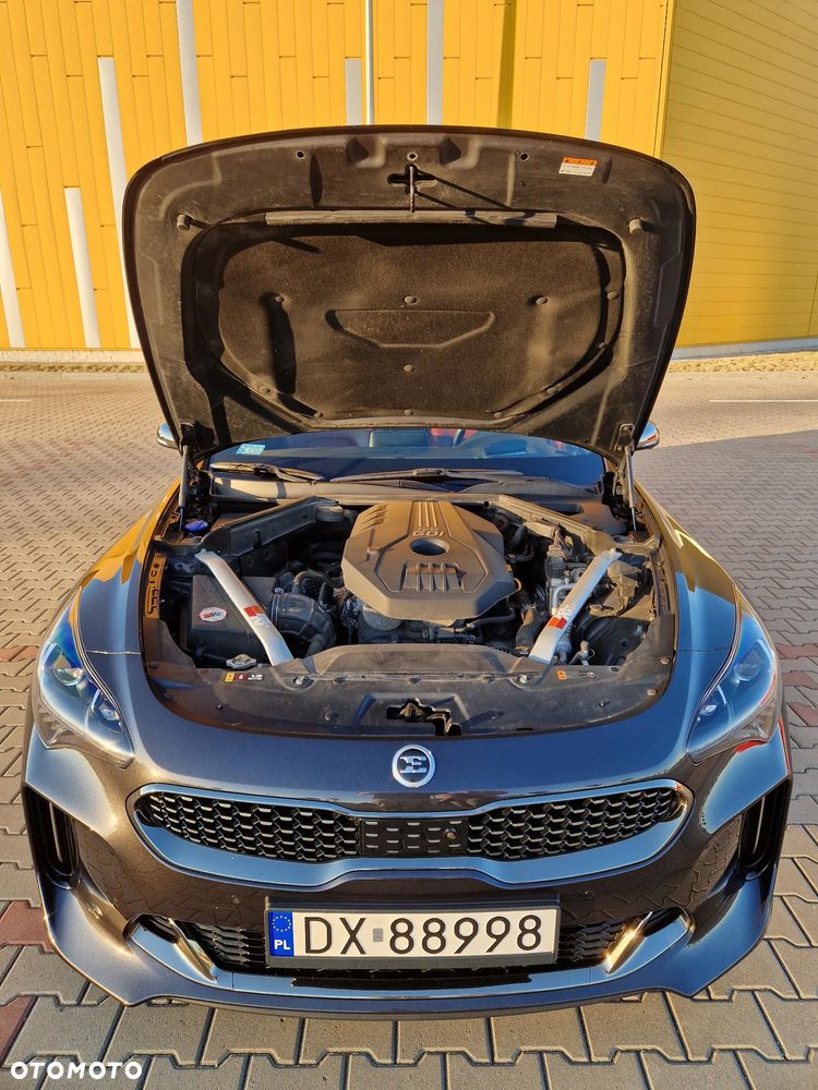 Kia Stinger 2.0 T-GDI GT Line - 28