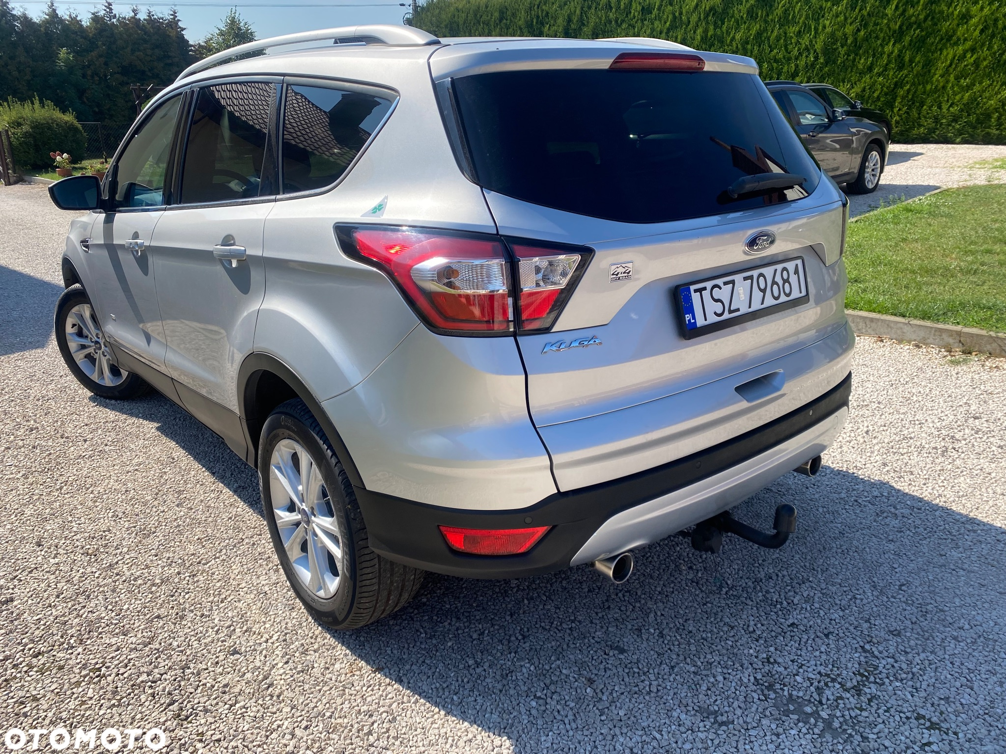 Ford Kuga 2.0 TDCi 4WD Titanium - 4