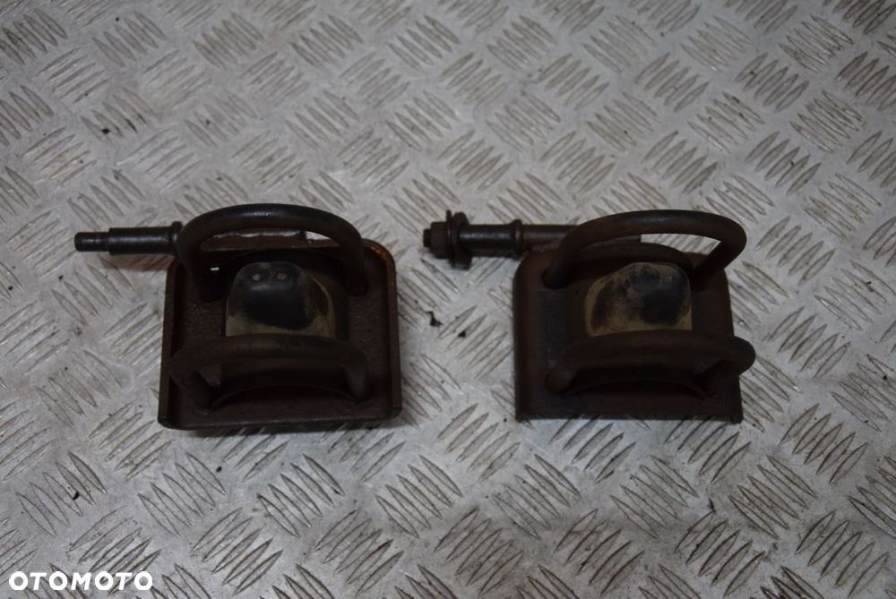 SUZUKI SAMURAI MOCOWANIE RESORA LEWE PRAWE TYŁ - 2