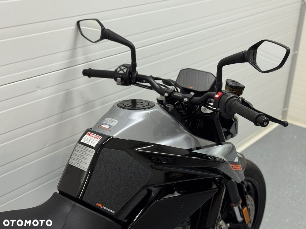 KTM Duke - 10