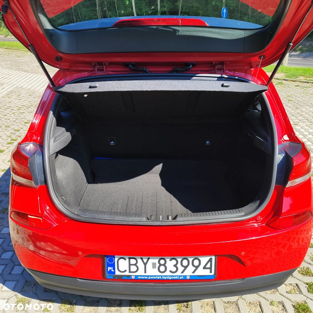 Hyundai i30 1.4 Premiere Comfort - 14