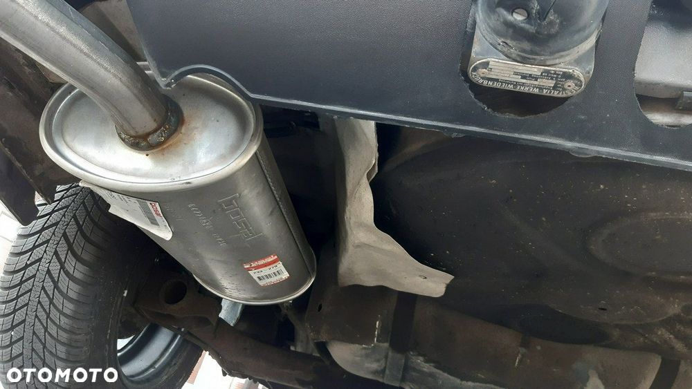 Volkswagen Passat - 29