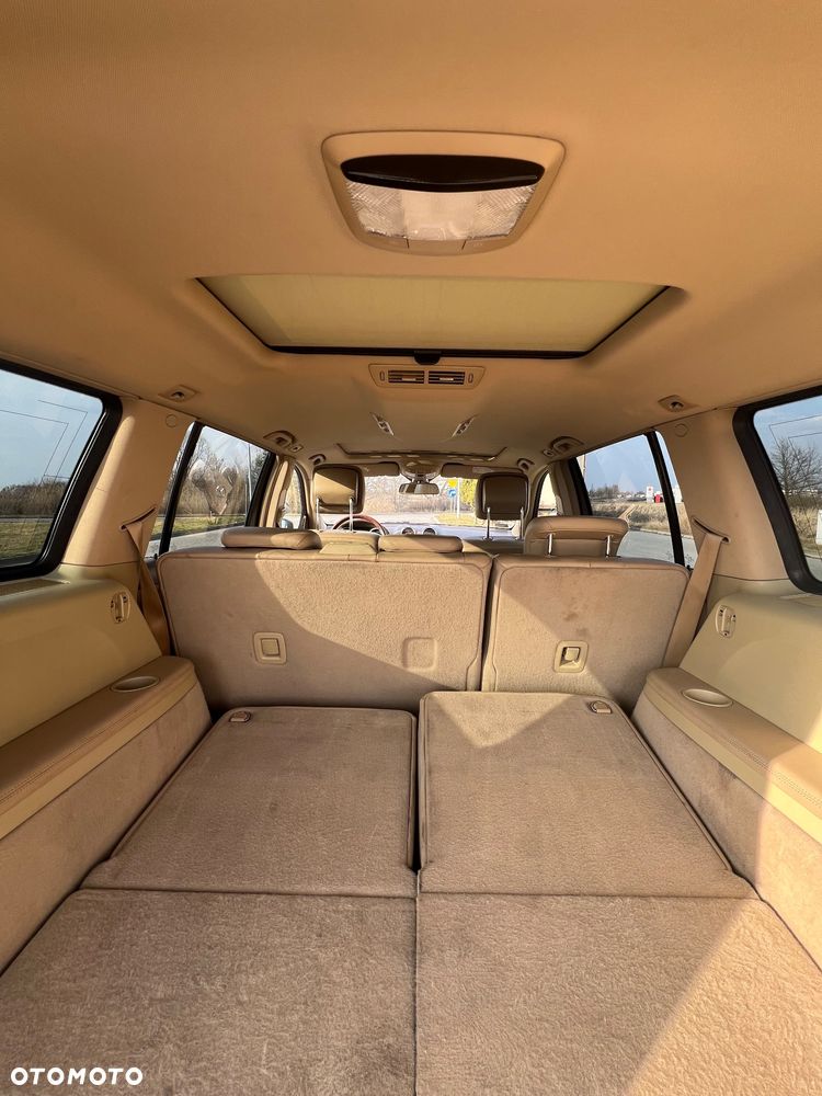 Mercedes-Benz GL - 12