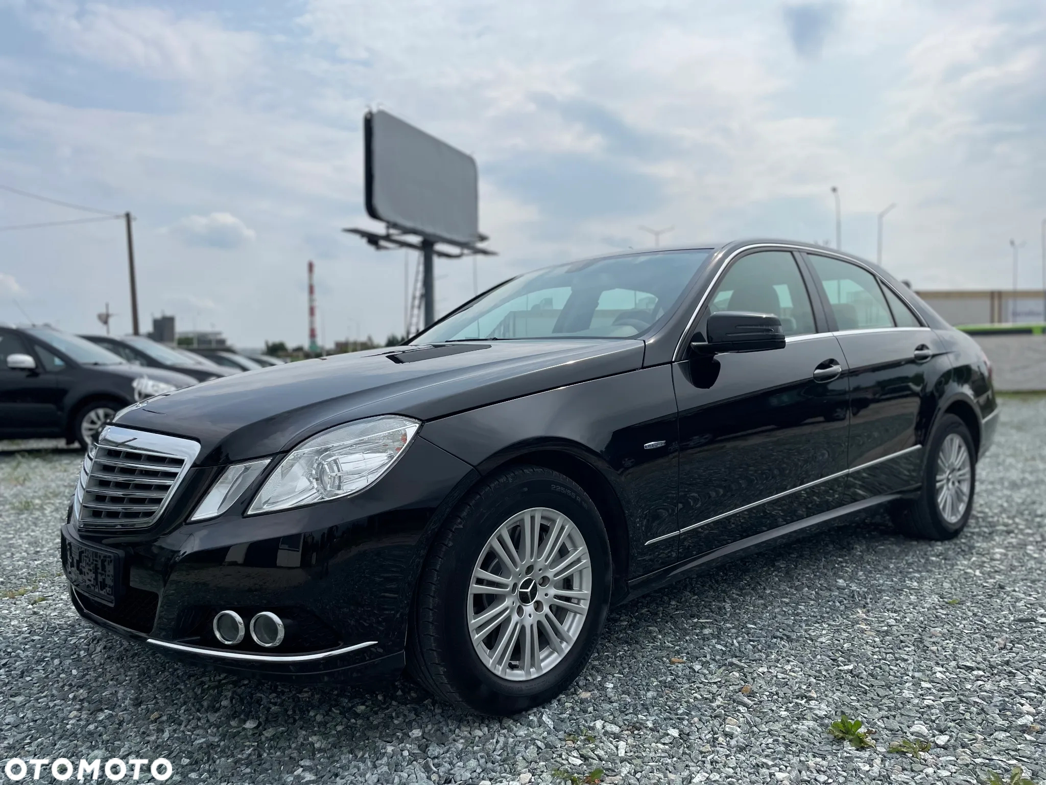 Mercedes-Benz Klasa E 350 CGI BlueEffICIENCY Avantgarde - 30