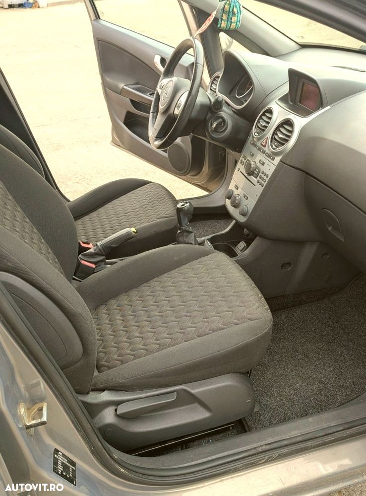 Opel Corsa 1.4 Edition - 11