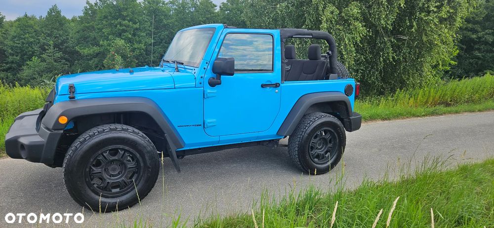 Jeep Wrangler - 24
