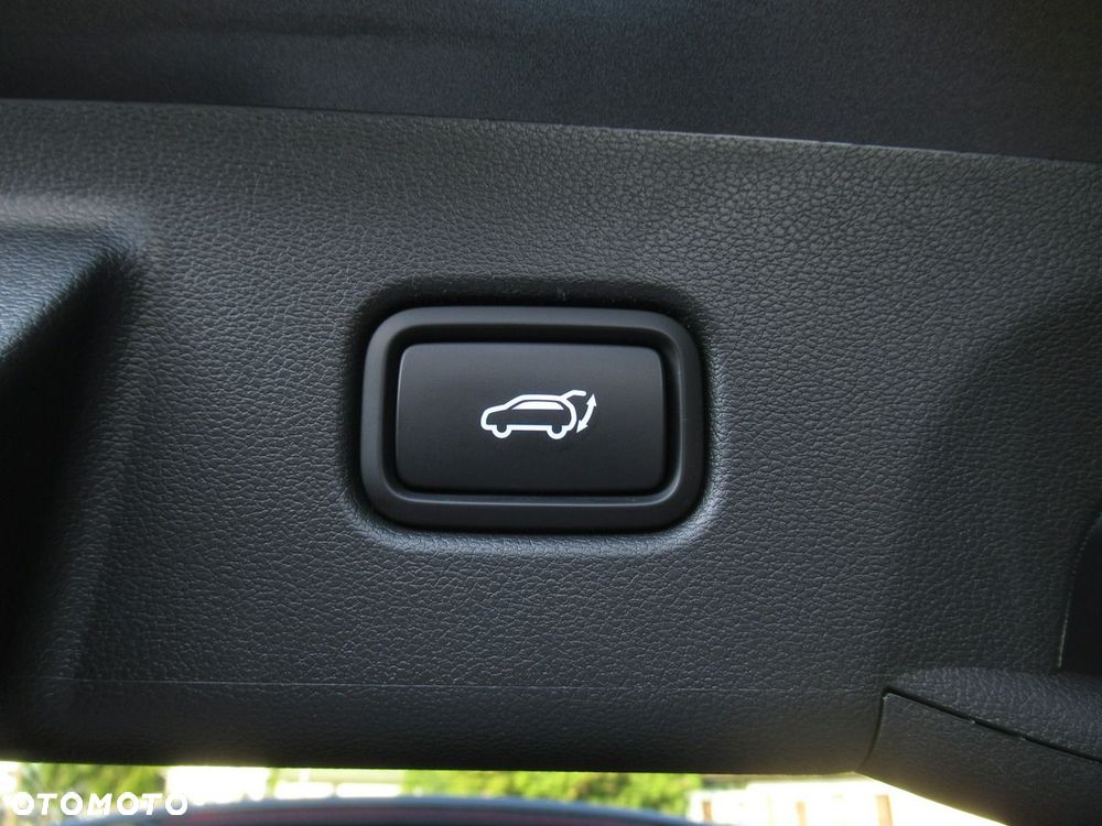 Hyundai Tucson 1.6 T-GDi HEV Executive 2WD - 37