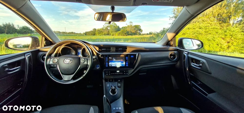 Toyota Auris - 6