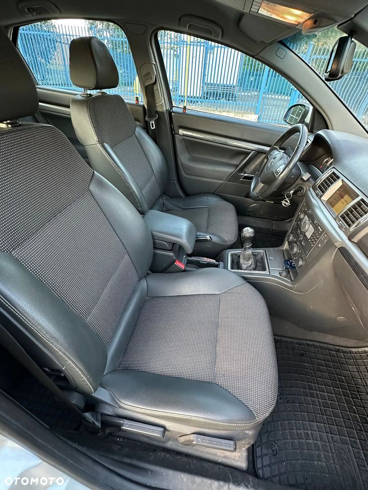 Opel Vectra 1.9 CDTI Comfort - 11