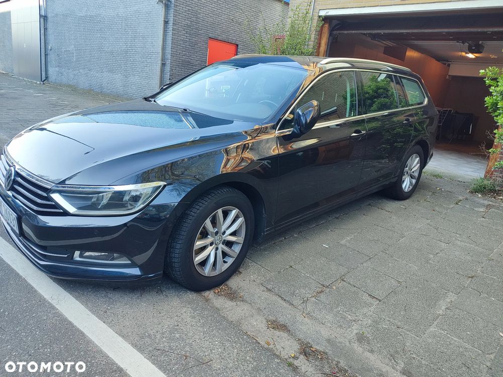 Volkswagen Passat 2.0 TDI SCR DSG Highline - 3