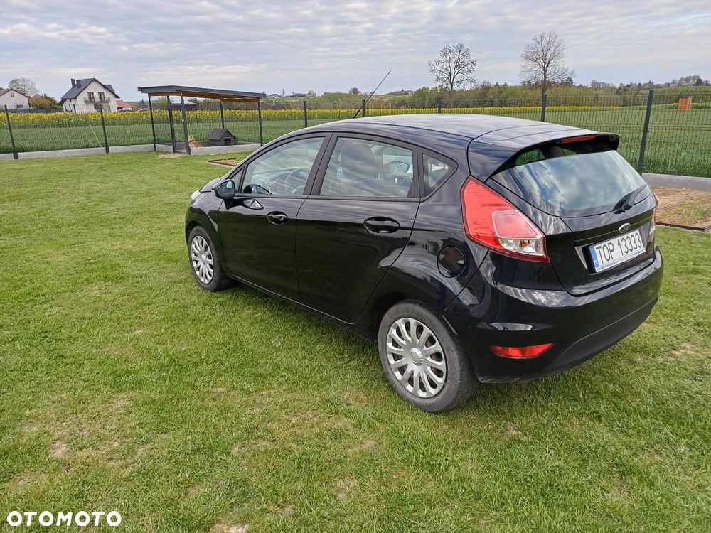 Ford Fiesta - 2