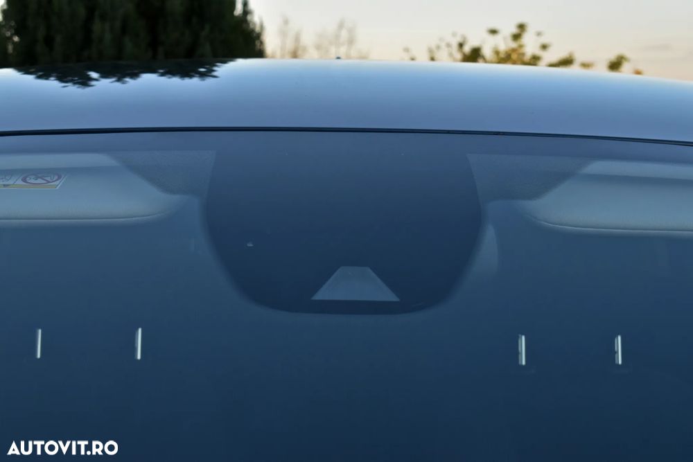 Ford Mondeo - 12