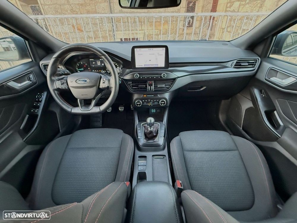 Ford Focus SW 1.5 TDCi EcoBlue ST-Line - 8